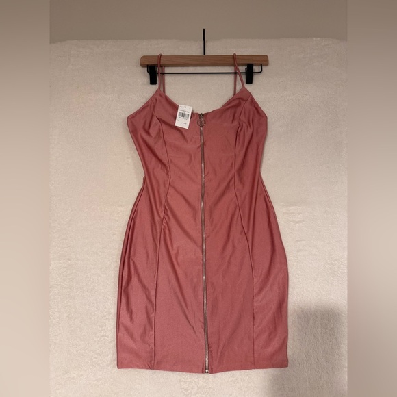 iris Dresses & Skirts - New Brand Iris Los Angeles Dress Large Pink Mauve Shiny